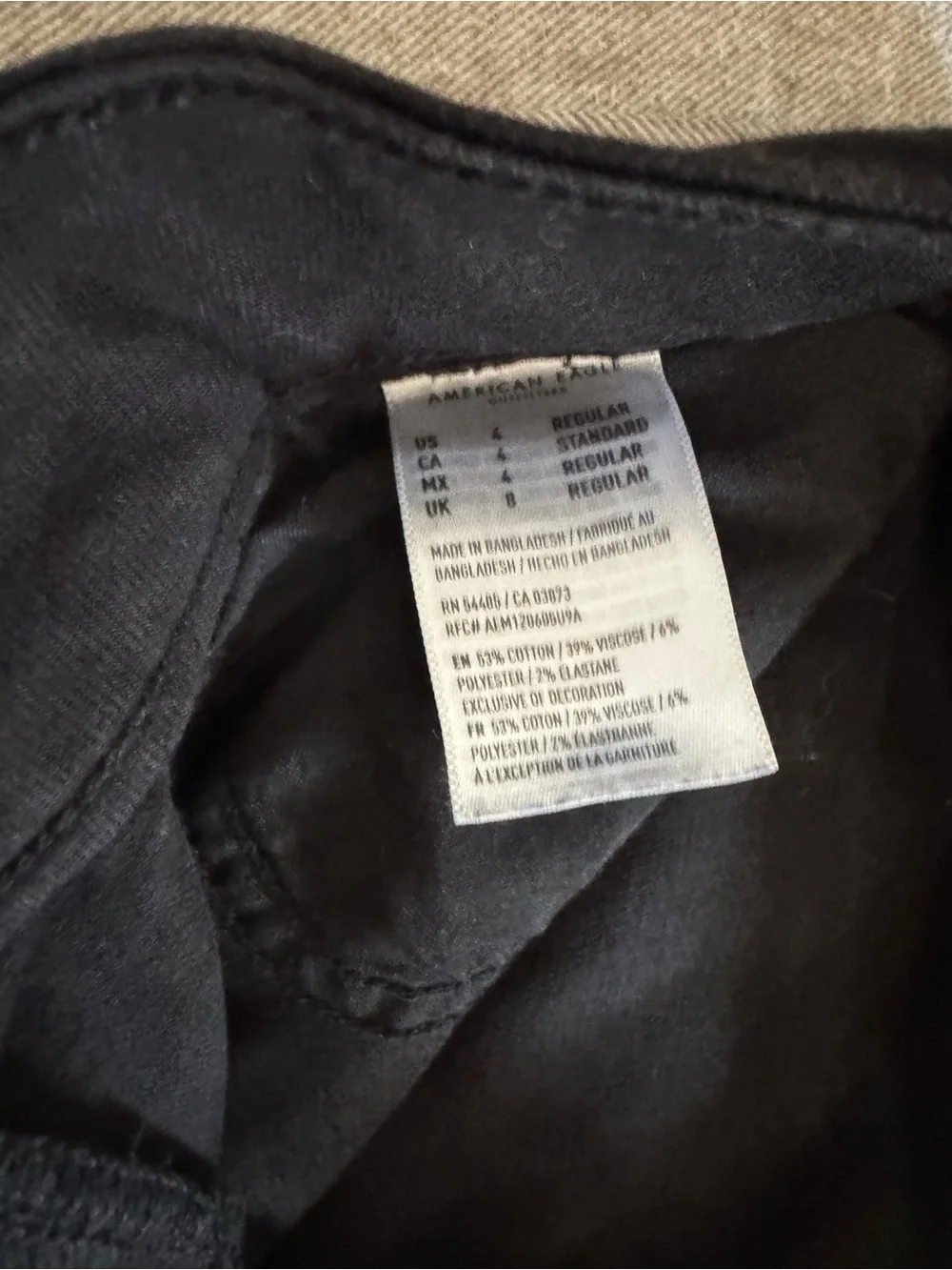 American Eagle Outfitters Black Distressed Ankle Skinny Jeans super stretch